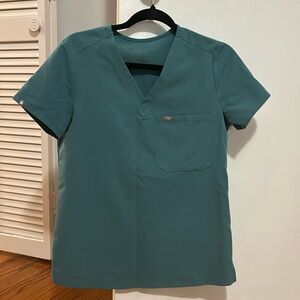 Figs Catarina One Pocket Scrub Top